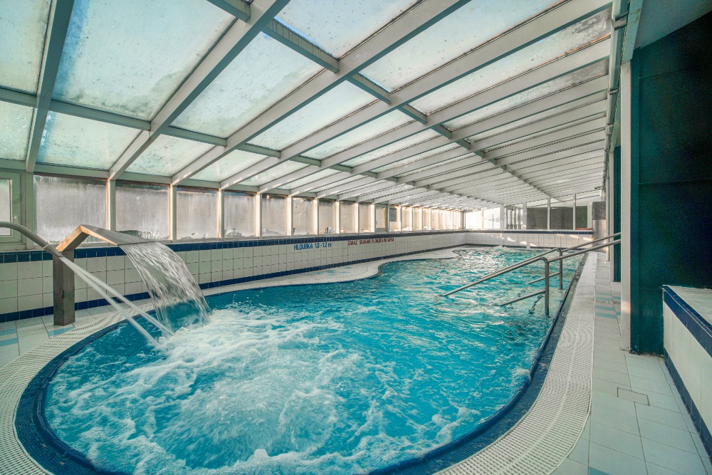 indoorPool
